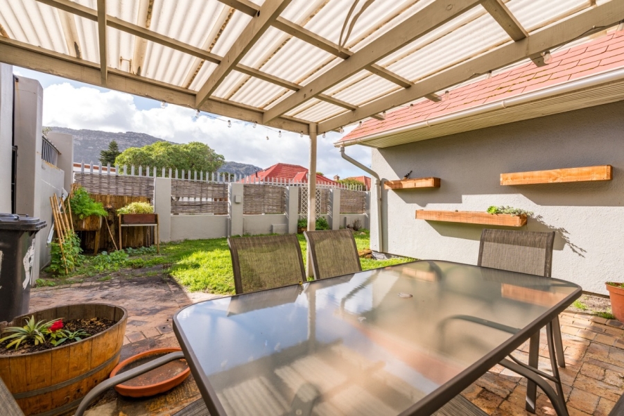 3 Bedroom Property for Sale in Fish Hoek Western Cape